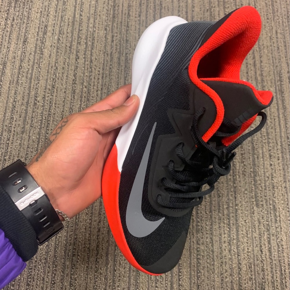 NIKE AIR